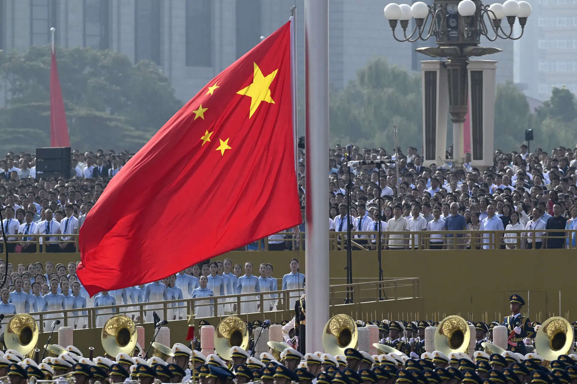 <p>Beijing grants visa-free entry to UK, Canada</p>