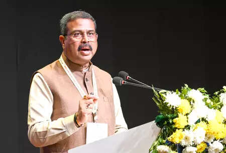 <p>Pradhan also alleged that the West Bengal government refused to accept additional funds that the Union government had proposed to allocate for Jadavpur University</p>