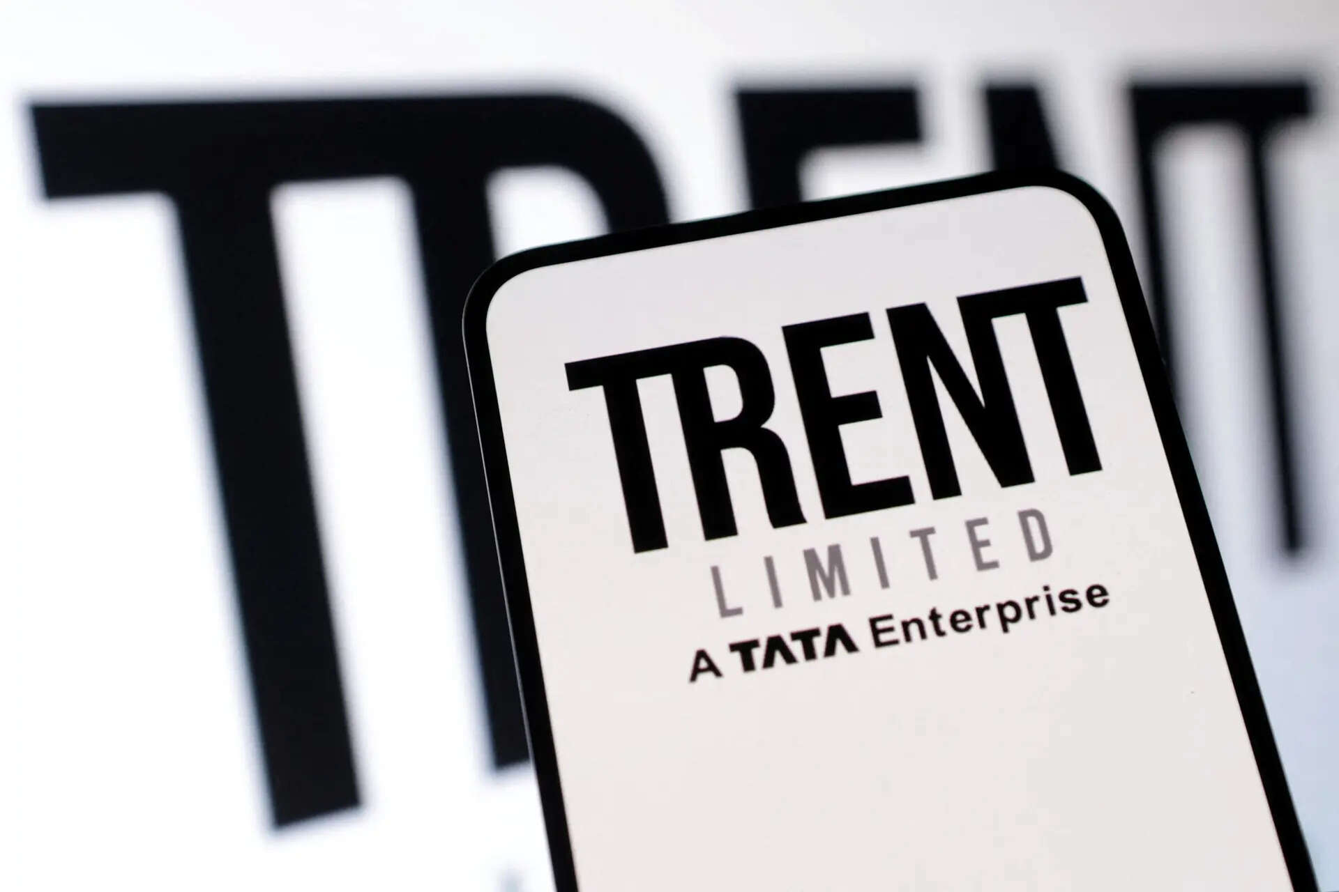 Axis Securities on Trent: Buy| Target Rs 6160| LTP Rs 5452| Upside 13%Axis Securities has given a Buy call on Trent with a target price of Rs 6,160, indicating a 13% upside from the current market price of Rs 5,452.