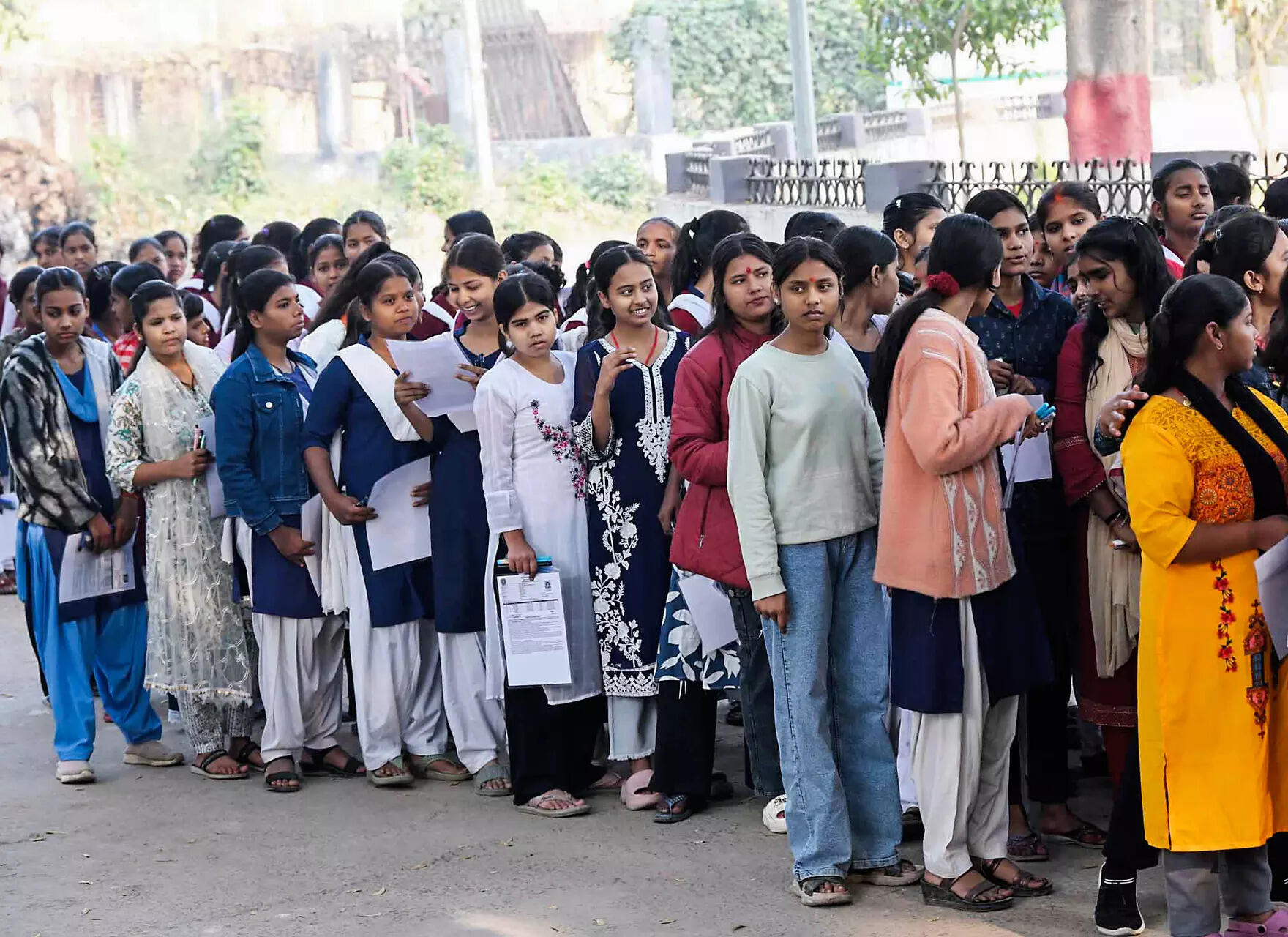 <p>The House passed the budget of the department by voice vote, even as all the opposition members walked out of the House maintaining that they were not convinced by the government's reply related to the education department.<br></p>