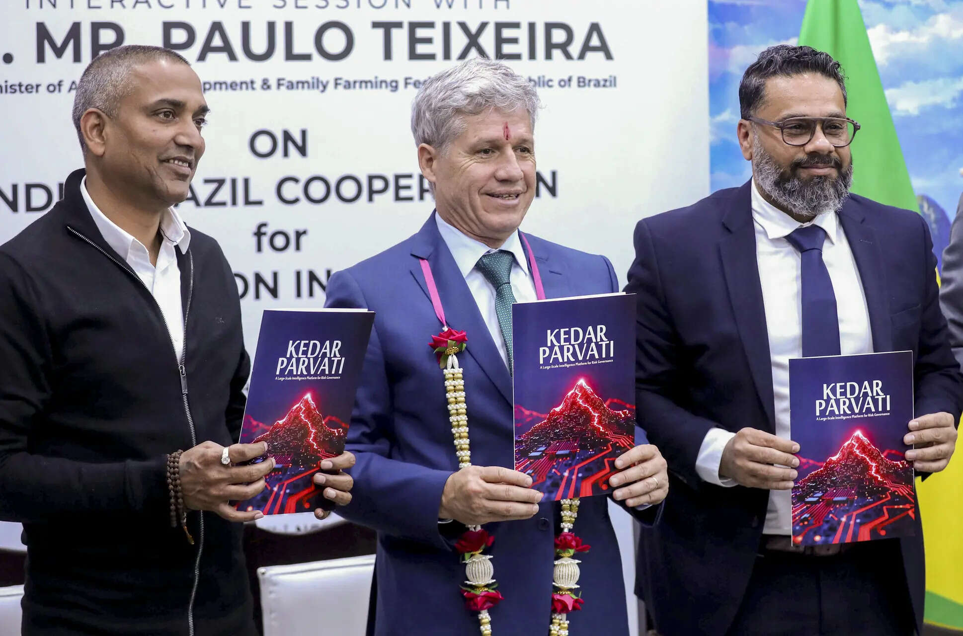 <p>Brazilian Minister of Agrarian Development and Family Agriculture Paulo Teixeira, centre, and others during the inauguration of an Al-Enabled Integrated Command Centre for Risk Intelligence (ICCRI) and Al-powered large-scale intelligence platform, 'KEDAR-PARVATT' by Leads Connect</p>