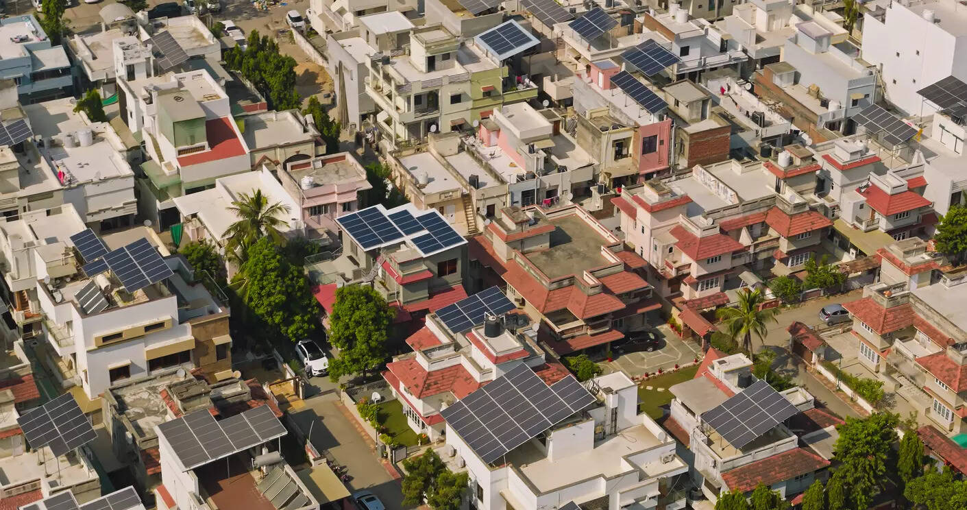 

<p>एमएसईडीसीएल ने पीएम सूर्य घर मुफ्त बिजली योजना पर क्षमता प्रतिबंध लगाने से इनकार करते हुए कहा कि मंजूरी स्वीकृत भार और खपत पर आधारित है। </p>
<p>“/><figcaption class=