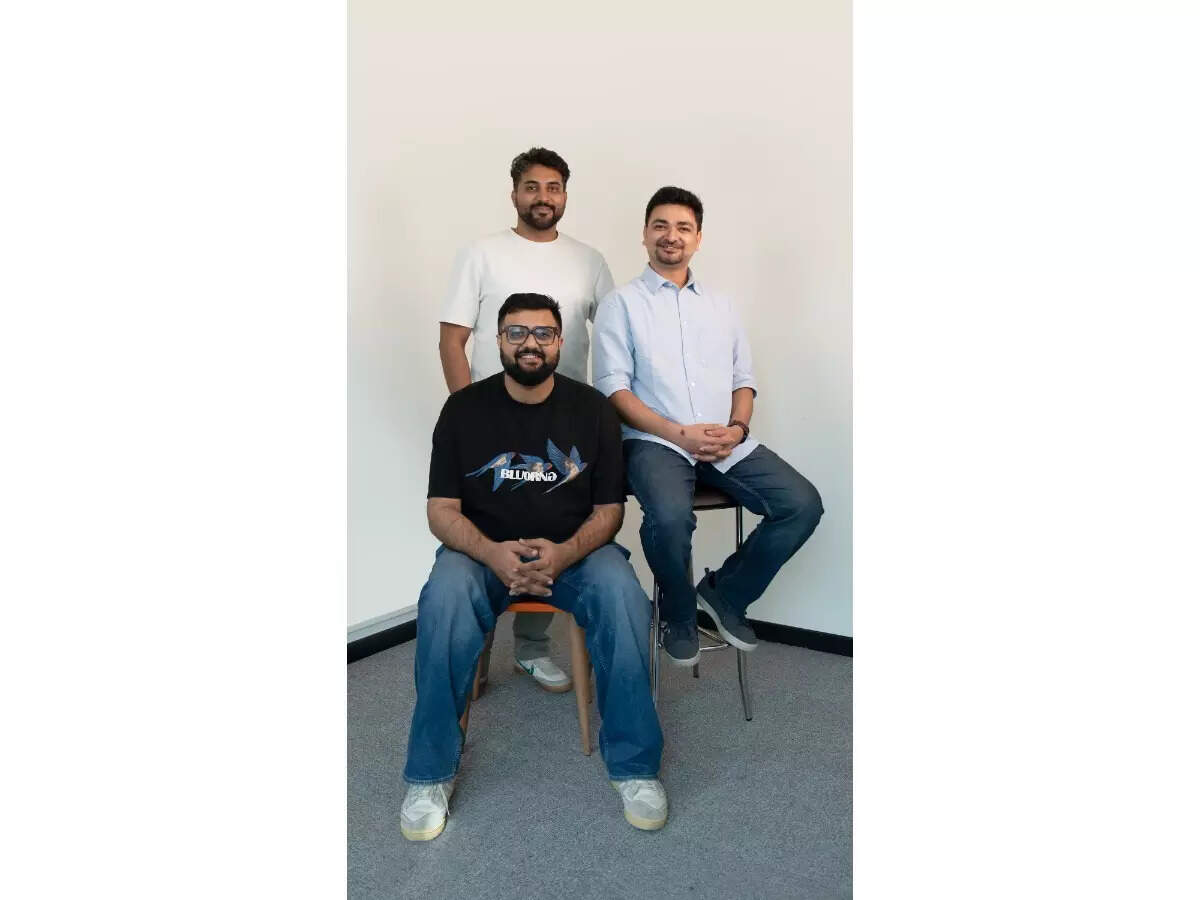 

<p>आईआईटी दिल्ली के पूर्व छात्र शौर्य गुप्ता, दिव्यांश आमेटा और चंदन यादव द्वारा 2022 में स्थापित, गुरुग्राम स्थित स्टार्टअप रचनाकारों को अपनी सामग्री के माध्यम से वाणिज्य को चलाने में सक्षम बनाता है।</p>
<p>“/><figcaption class=