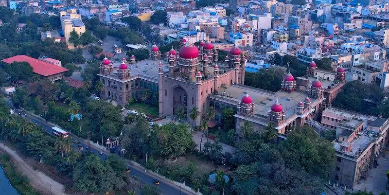 <p>The letter further alleged that the Union govt, with an intention to provide technical knowledge to the poor and needy, allotted funds for establishing PM Shri Schools and Samagra Shiksha School.</p>