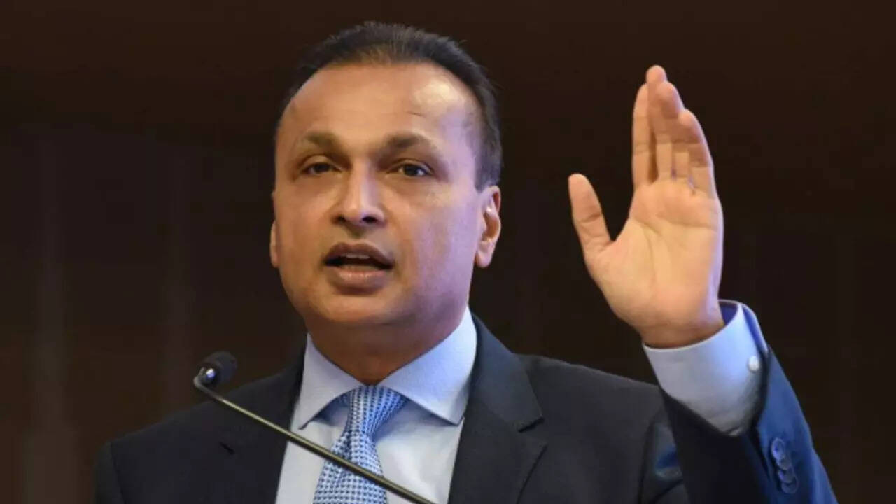 <p>Industrialist Anil Ambani skips ED summon in money laundering case</p>