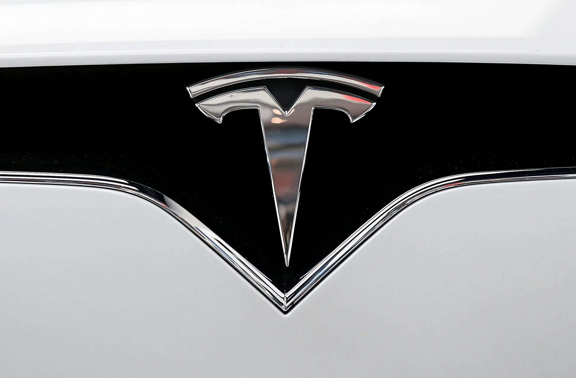

<p>Despite the decline, Tesla still outsold Chinese competitor <span class=