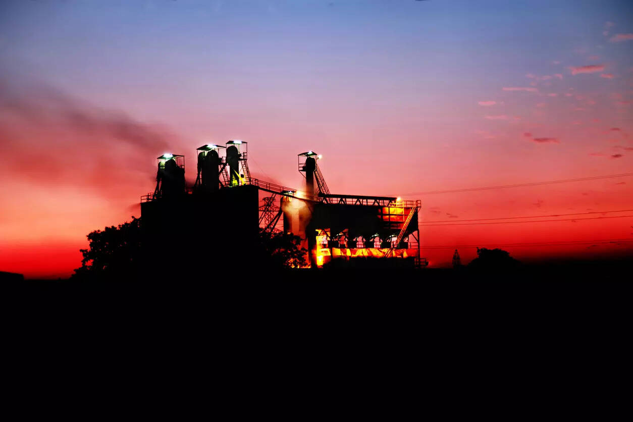 <p>Bahrain reported an Iranian missile strike on an oil refinery. Iran launched widespread attacks on Israel and regional nations. </p>