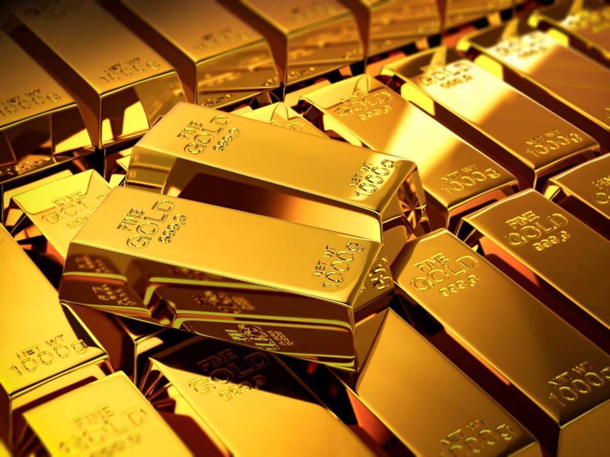 Gold prices climbed on Thursday as escalating Middle East conflict drove investors to the safe-haven asset.