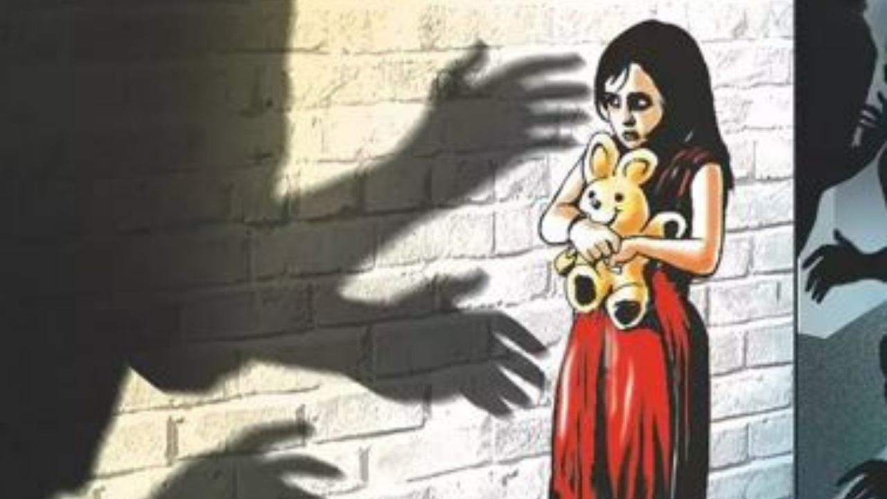 <p>The complaint also mentions that Singh has been engaging in inappropriate behaviour with other female students<br></p>