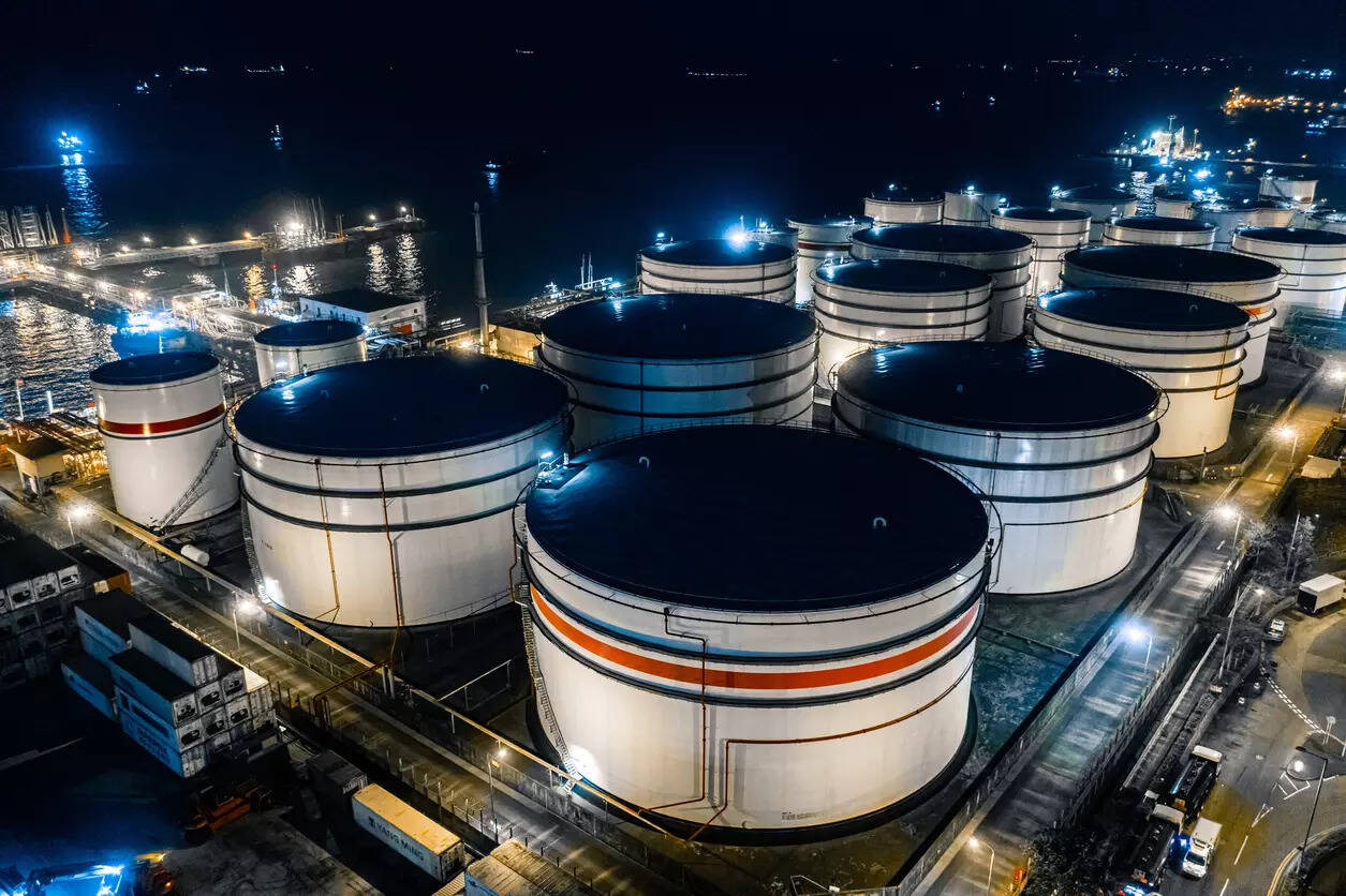 <p>BPCL, which supplies bulk LPG to HOCL, informed the company that a force majeure event had occurred affecting its ability to supply LPG under the existing agreement.</p>