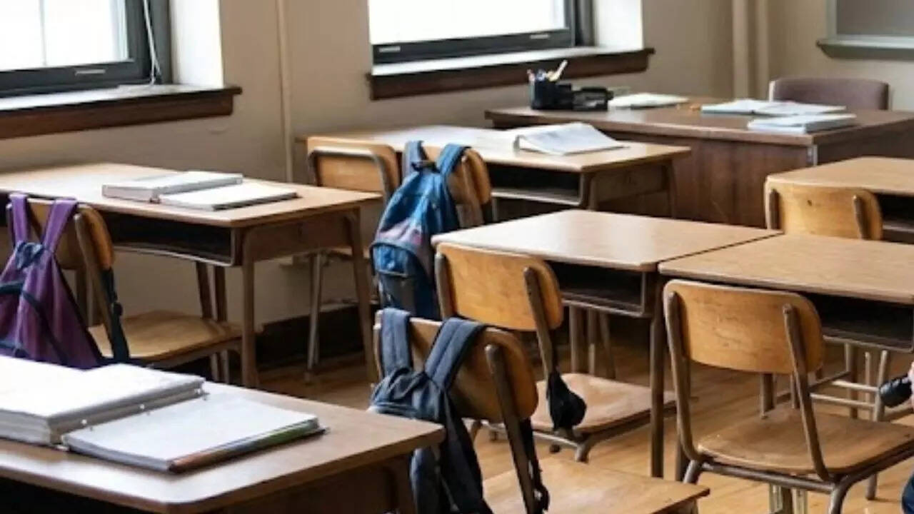 <p>Upon receiving information about threat mails, police rushed to the school premises.</p>