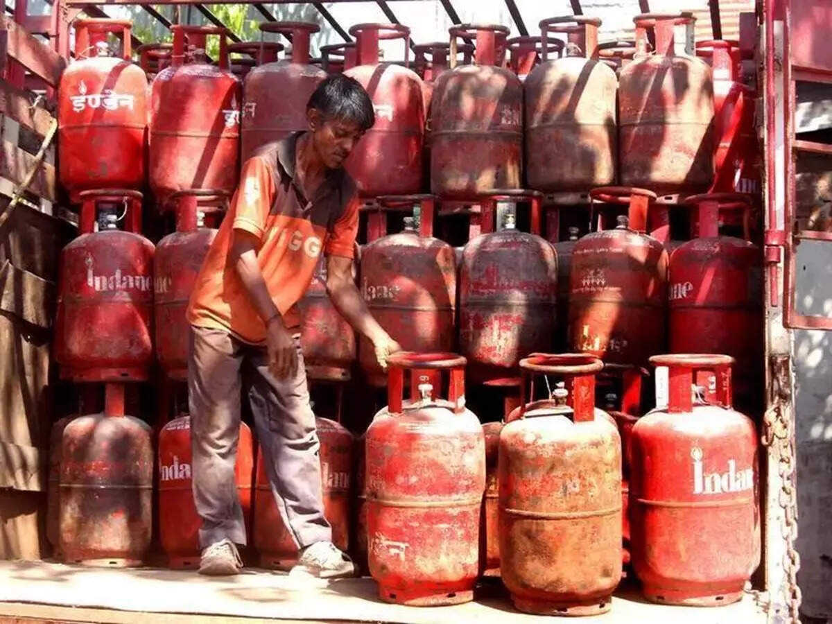 <p>Domestic LPG production surged 30% as the government reinforced fuel availability, assuring consumers of sufficient supplies</p>