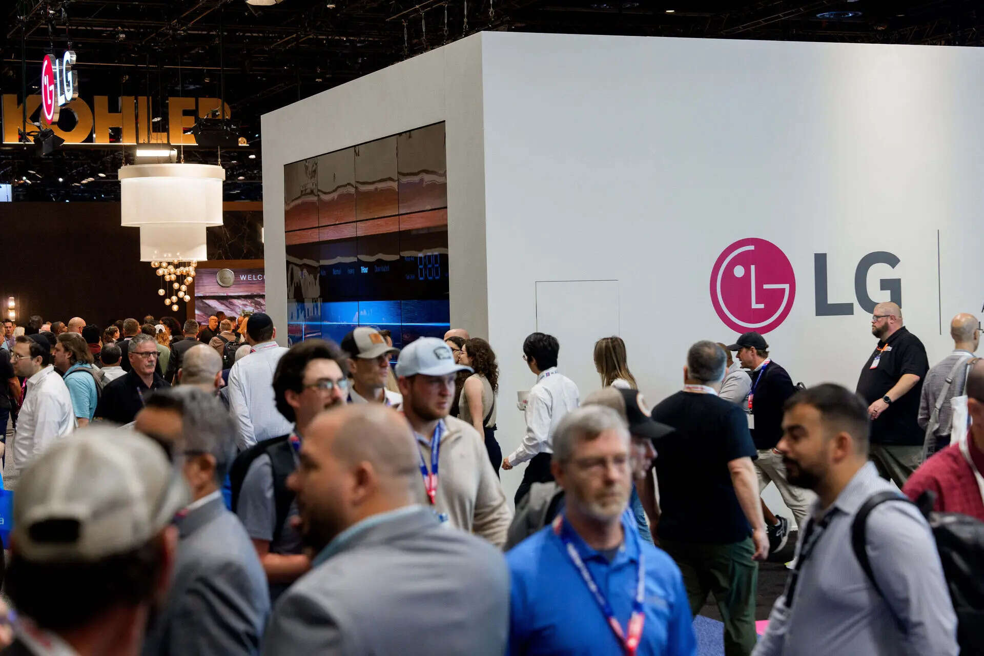 <p>Consumer Court directs LG to refund full cost for dysfunctional equipment during warranty phase</p>