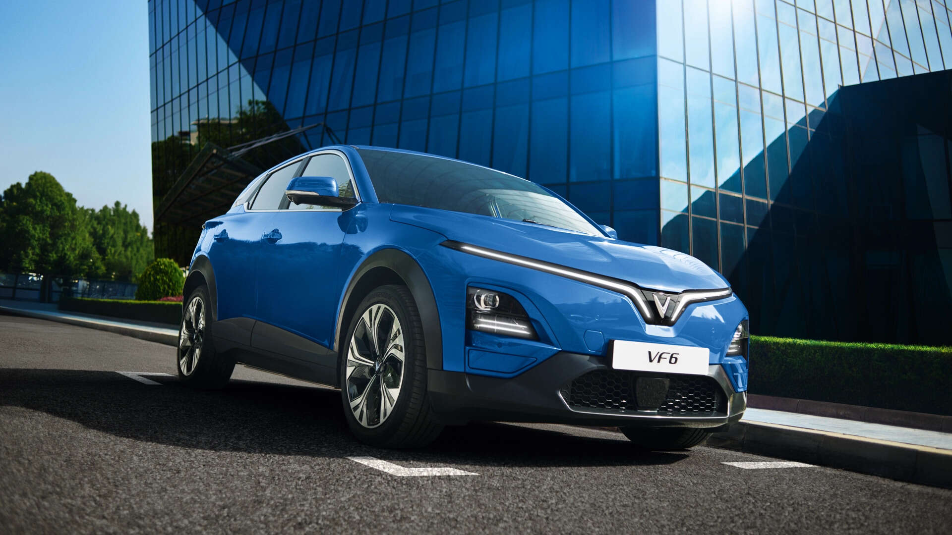 

<p>For the full year 2025, Vinfast delivered 196,919 EVs globally.</p>
<p>“/><figcaption class=