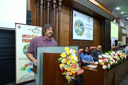 <p>The Karnataka Secondary Education Examination Board, also known as the Karnataka SSLC Board, said a total of 8,65,988 students are appearing for the examinations</p>