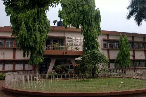 <p>Urging students and researchers to remain curious, he added, "Don't seek permission, but do it. History does not permit permission."</p>