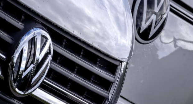 

<p>The German carmaker is under pressure ‌to catch up in a race with data and software-savvy players like Tesla and China’s BYD.</p>
<p>“/><figcaption class=