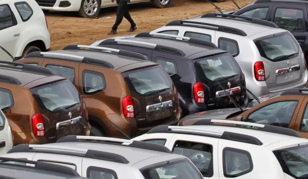 

<p>डीजल वाहनों में मजबूत वृद्धि देखी गई, खासकर एसयूवी सेगमेंट में, क्योंकि खरीदार लंबी दूरी की यात्रा के लिए उनकी दक्षता और प्रदर्शन को महत्व देते रहे।</p>
<p>“/><figcaption class=