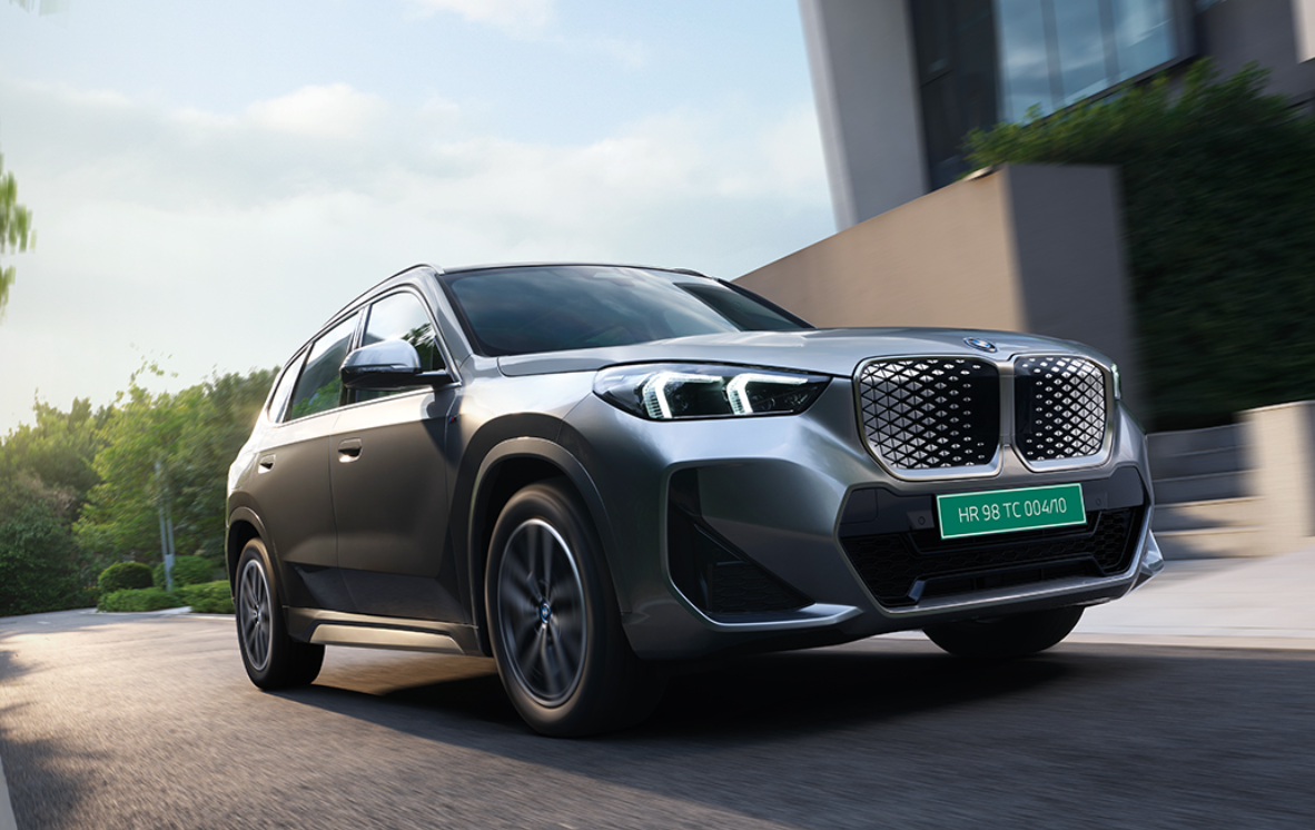 

<p>BMW iX1</p>
<p>“/><figcaption class=