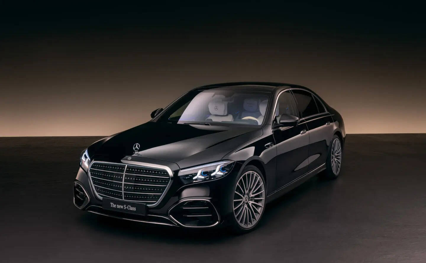 

<p>Mercedes Benz S-Class</p>
<p>“/><figcaption class=