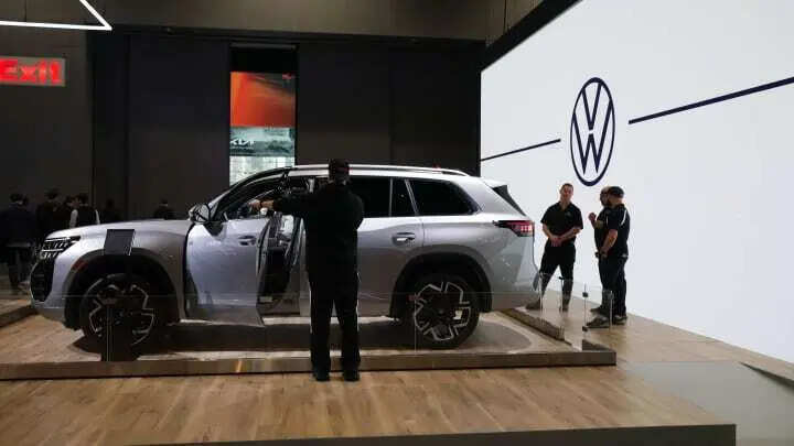 

<p><sub>Volkswagen is planning a future version of ‌the ID.4 for the North American market, but did not provide timing on its release.</sub></p>
<p>“/><figcaption class=