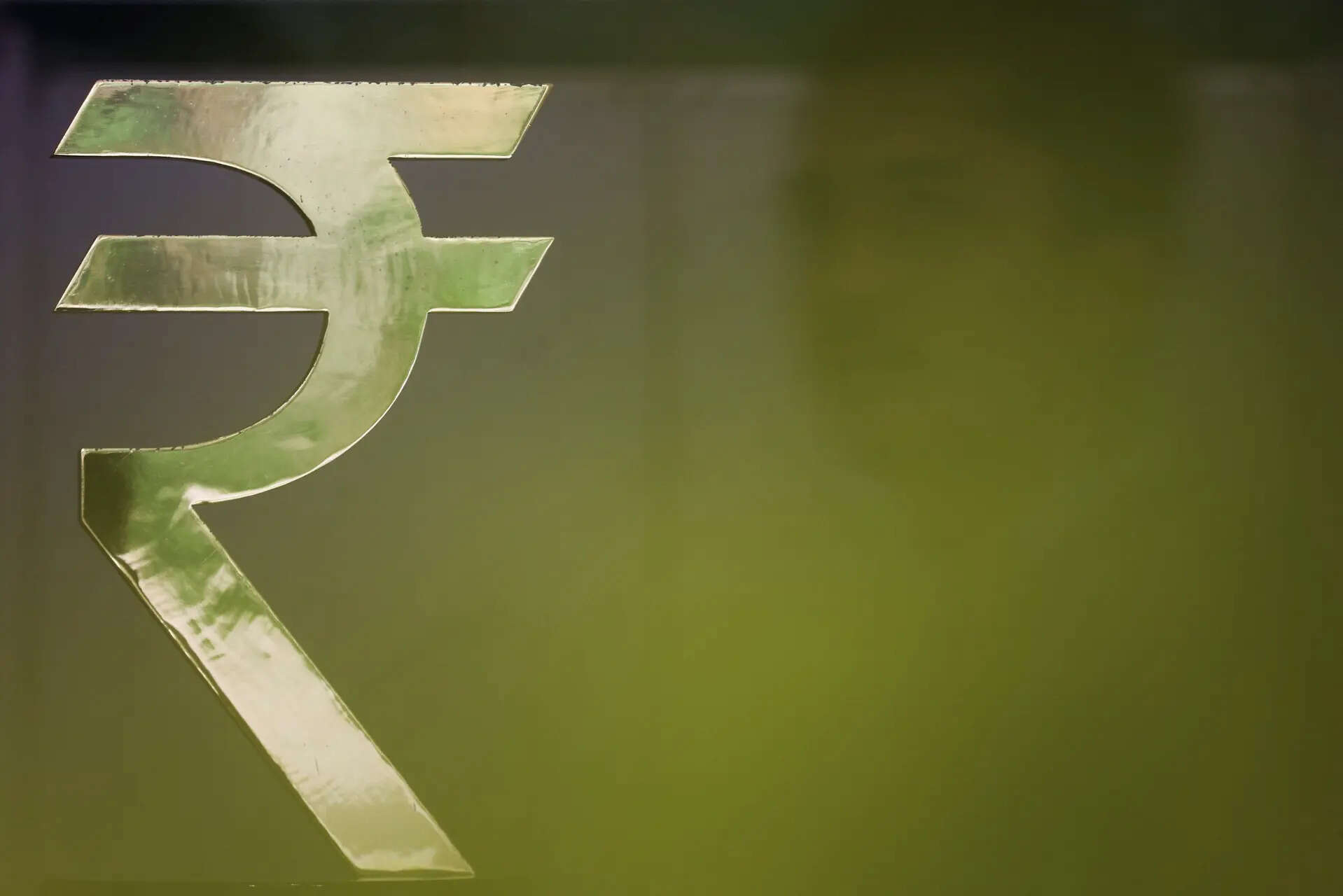 <p>The Indian rupee has reached its lowest valuation in over a decade on a trade-weighted basis, driven by surging crude oil prices and significant foreign portfolio outflows.<br></p>