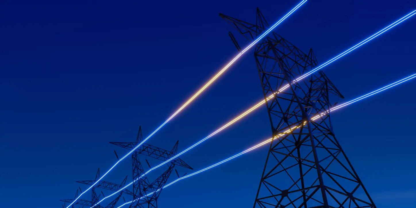 <p>The UP electricity regulatory commission has issued a show-cause notice to UPPCL, proposing a ₹1 lakh per day penalty for failing to restore power to prepaid smart meter consumers within the mandated two hours. </p>