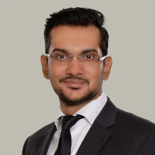 <p>Utkarsh Kumar</p>