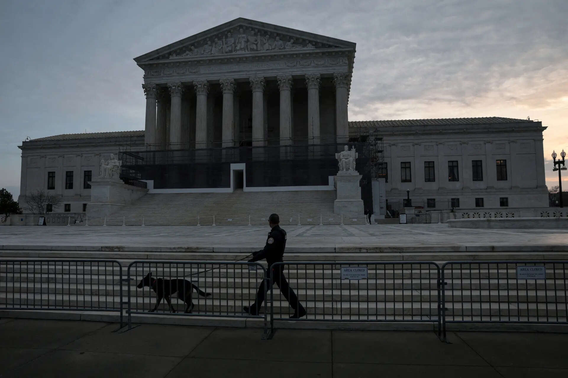 <p>Federal court rules against new global tariffs Trump imposed after loss at the Supreme Court<br></p>