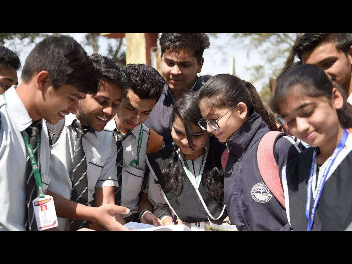 CBSE declared Class 12 Result 2026 today, recording an overall pass percentage of 85.20%