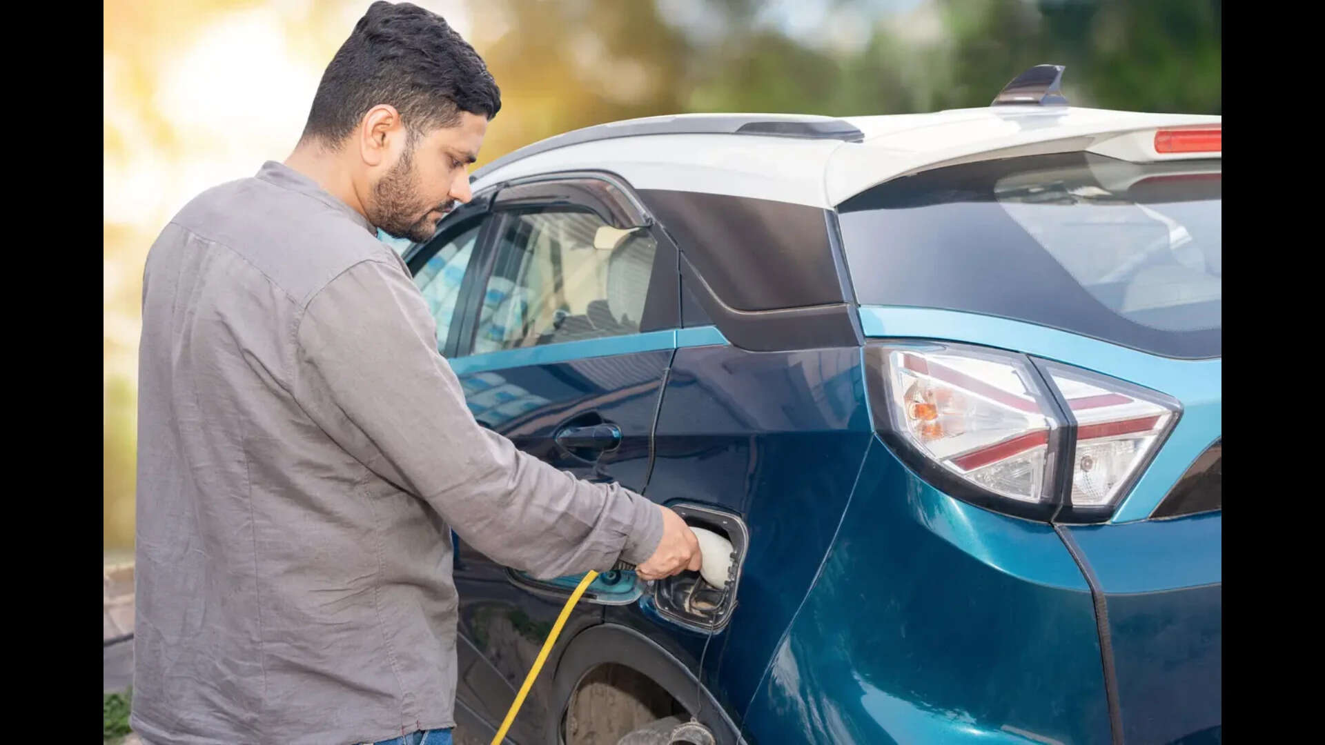 The bill would also direct the US Transportation Department within two years to issue regulations ‌to establish performance-based safety standards for autonomous buses, trucks and other commercial vehicles. It would not apply to passenger cars and would pre-empt ​state laws.