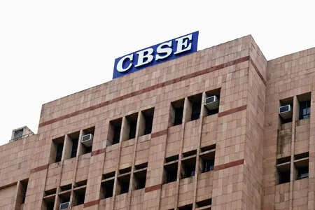 <p>The banks will enable CBSE to put in place robust payment protocols to ensure timely payments, address payment glitches, and automatic refunds for excess payments, if any.</p>