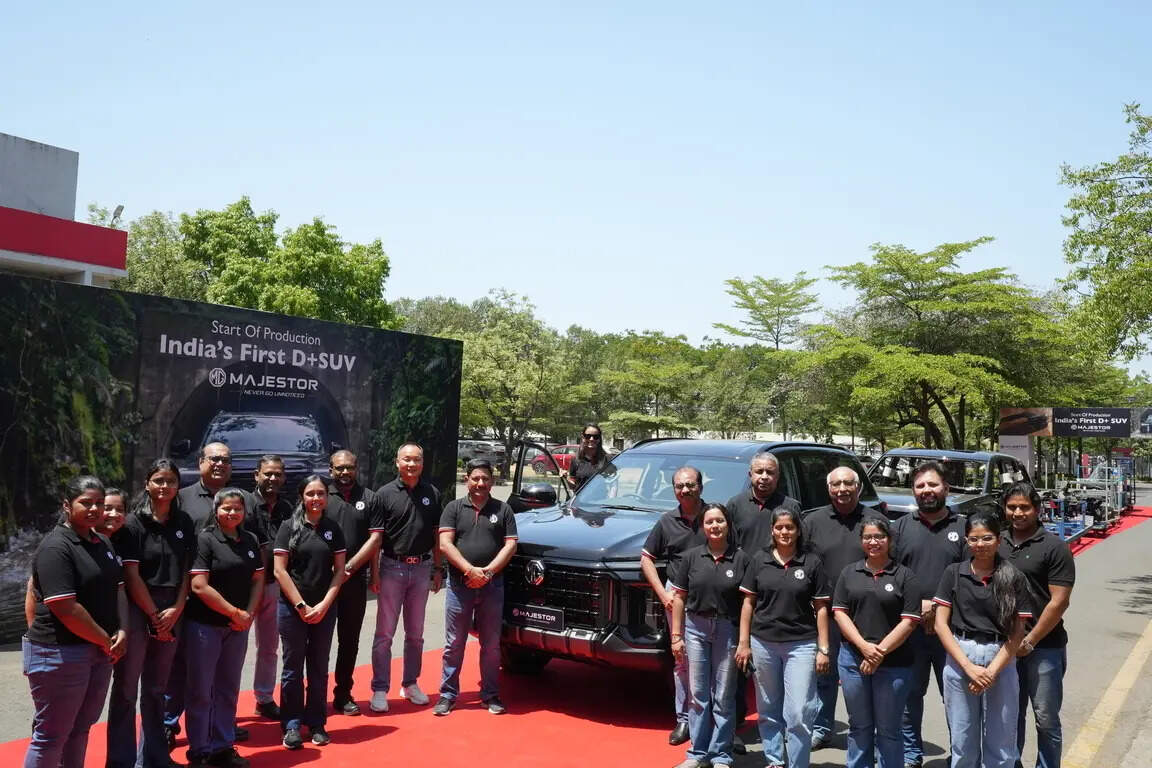 

<p>ग्राहक कंपनी की आधिकारिक वेबसाइट के माध्यम से एमजी मैजेस्टर को ₹41,000 में प्री-रिजर्व कर सकते हैं। कंपनी ने कहा, शुरुआती ग्राहकों को प्राथमिकता वाली डिलीवरी, विशेष पूर्वावलोकन और क्यूरेटेड अनुभवात्मक ड्राइव प्राप्त होंगी।</p>
<p>“/><figcaption class=