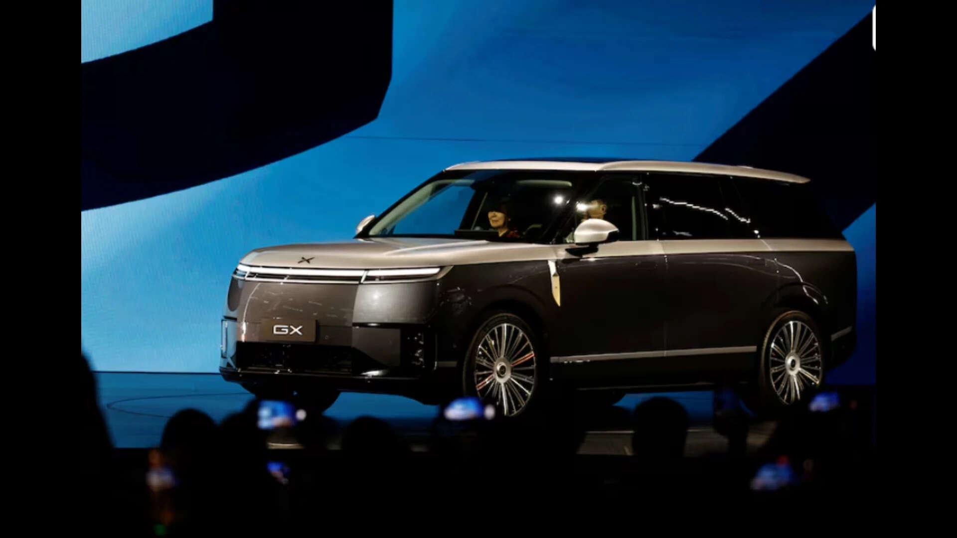 Xpeng projected total revenue to be between 19.60 billion yuan ($2.89 billion) and 20.80 billion yuan in the second quarter, representing ⁠a year-over-year ‌rise of 7.3 per cent to 13.8 per cent.