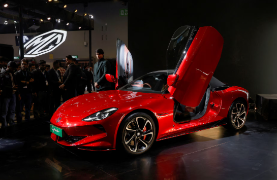 

<p>SAIC is expected to reduce its stake in JSW MG Motor India, strengthening JSW’s role in the automaker’s India operations.</p>
<p>“/><figcaption class=