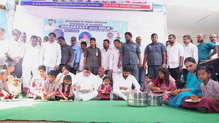 <p>Under this scheme, every student will be given milk on three days a week and ragi malt on the remaining three days. Breakfast scheme for students from pre-primary to intermediate was announced in the State Budget 2026-27.<br></p>