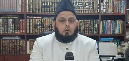 <p>Maulana Qari Abrar Jamal, President of Jamiat Himayatul Islam, described this as a step that will encourage madrasa students to contribute to nation-building efforts.<br></p>