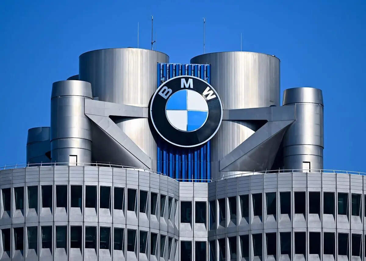 

<p>BMW plans cost-cutting measures and capacity reviews.</p>
<p>“/><figcaption class=