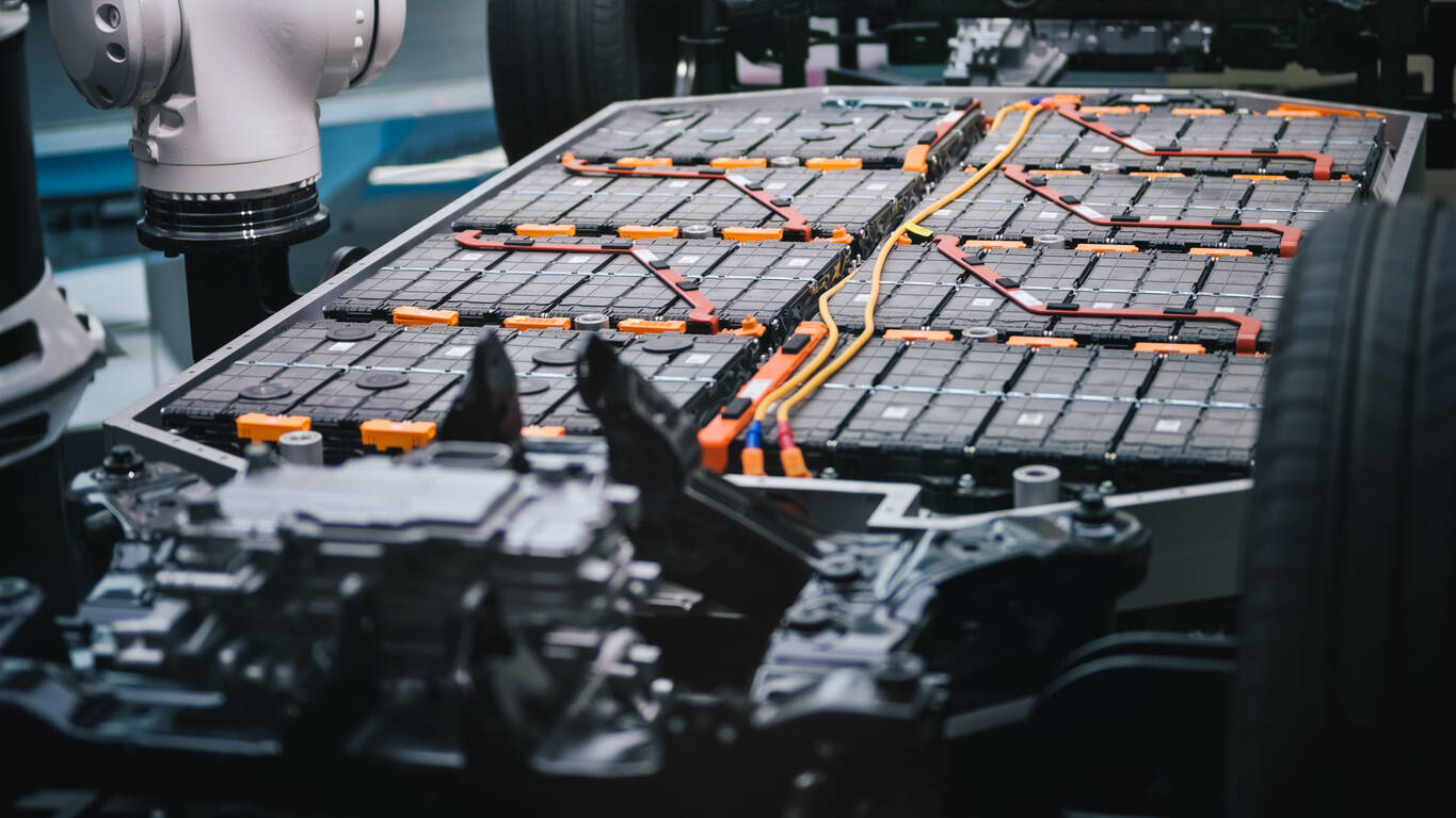 <p>South Africa's Sibanye Stillwater anticipates a 15% drop in mined platinum output by 2034, citing slower-than-expected electric vehicle adoption. </p>