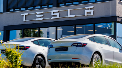 

<p> Collectively, these moves will create 3,500 new jobs in the short to medium term for both vehicle and battery production at the facility.</p>
<p>“/><figcaption class=