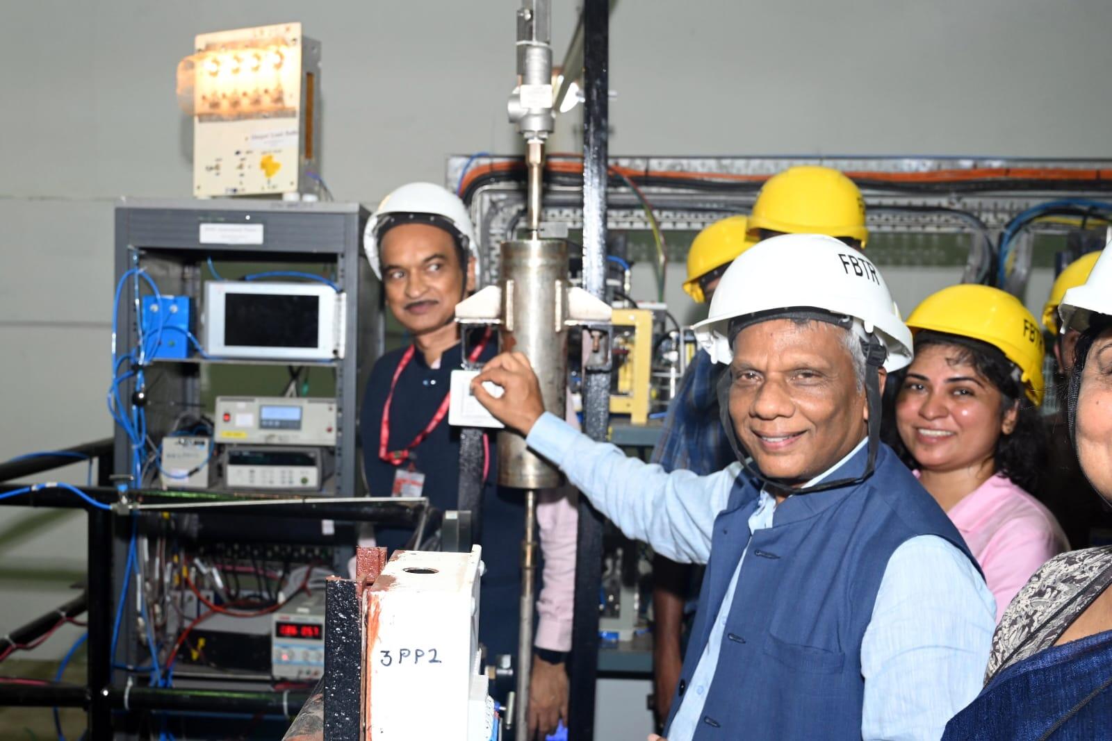 <p>The demonstration plant at Kalpakkam showcases how nuclear reactors can produce both carbon-free electricity and clean hydrogen. </p>