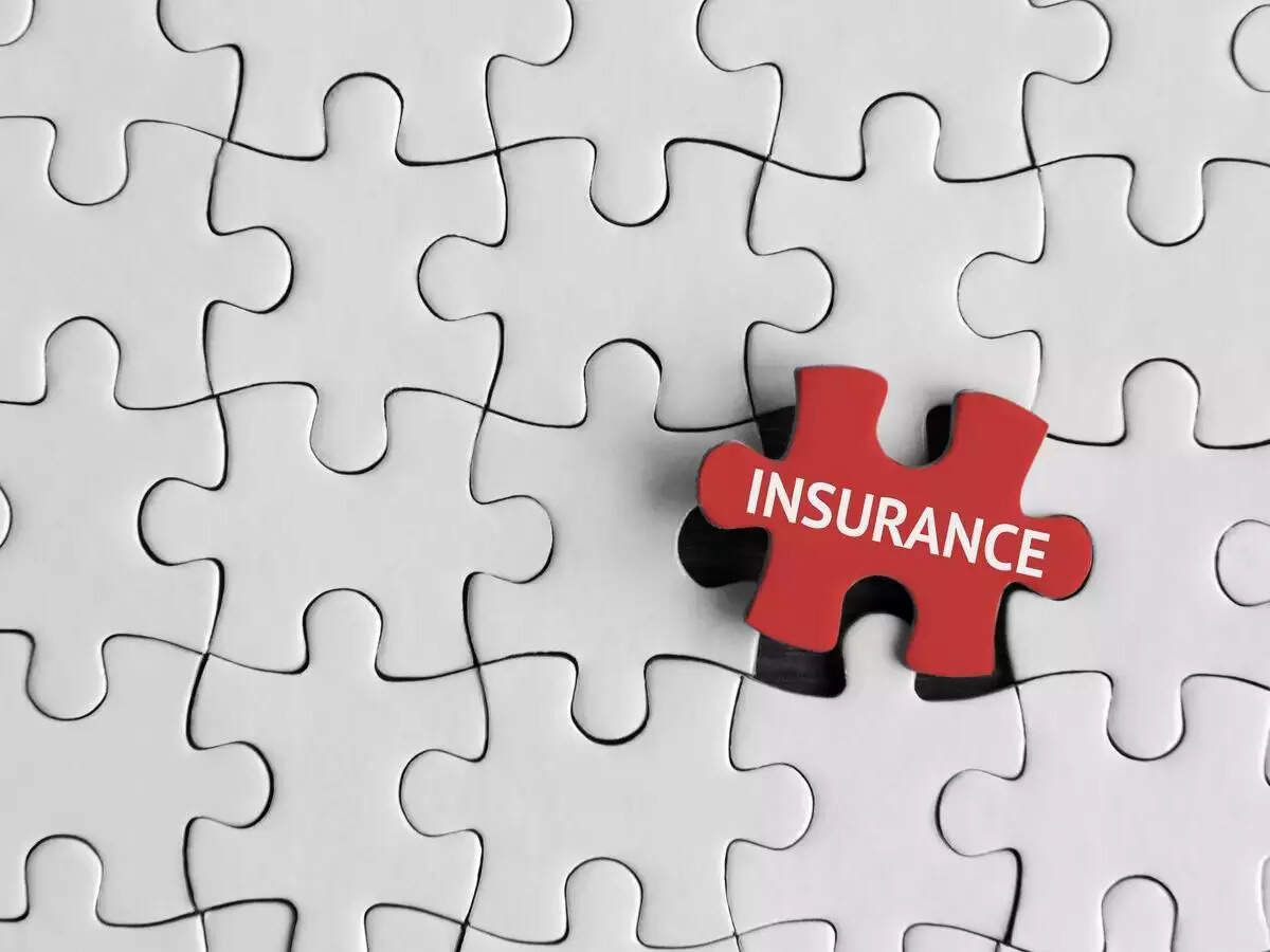 <p>Insurance regulator IRDAI plans overhaul of commission rules to curb mis-selling, sources say</p>