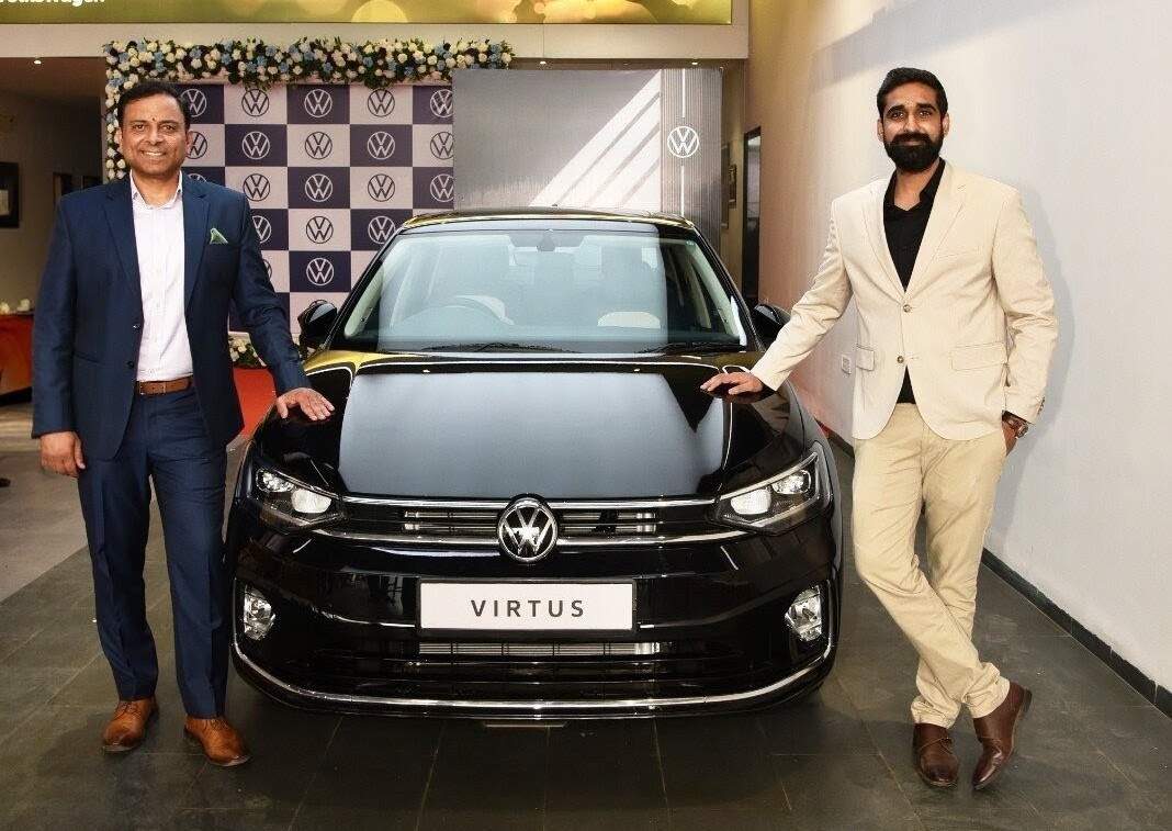 

<p>Nitin Kohli, Brand Director, Volkswagen India, along with Ruturaj Deshmukh, Managing Director, Volkswagen Chhatrapati Sambhajinagar at the inauguration of new dealership.</p>
<p>“/><figcaption class=