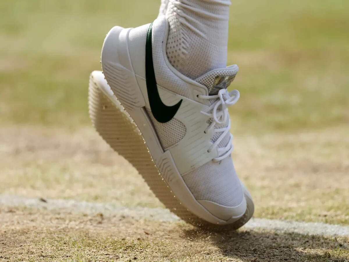 Jannik Sinner of Italys Nike shoes as shoe maker plans to  tighten online sales in China