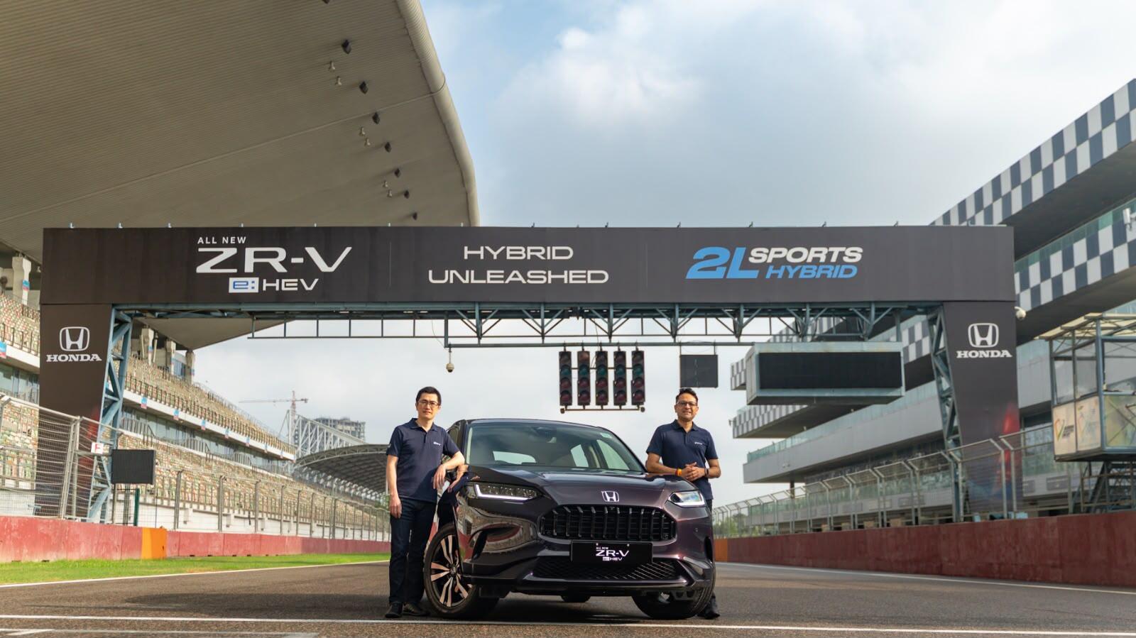 

<p>Yujiro Sugino, Director, Marketing and Sales and Kunal Behl, Vice President, Marketing and Sales, Honda Cars India Ltd with the All New Honda ZR-V eHEV.</p>
<p>“/><figcaption class=