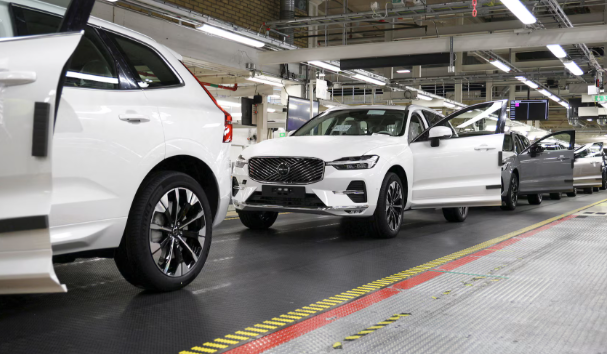 

<p>Electrified vehicles continued to gain traction, accounting for over half of total sales, with fully electric models seeing robust growth.</p>
<p>“/><figcaption class=