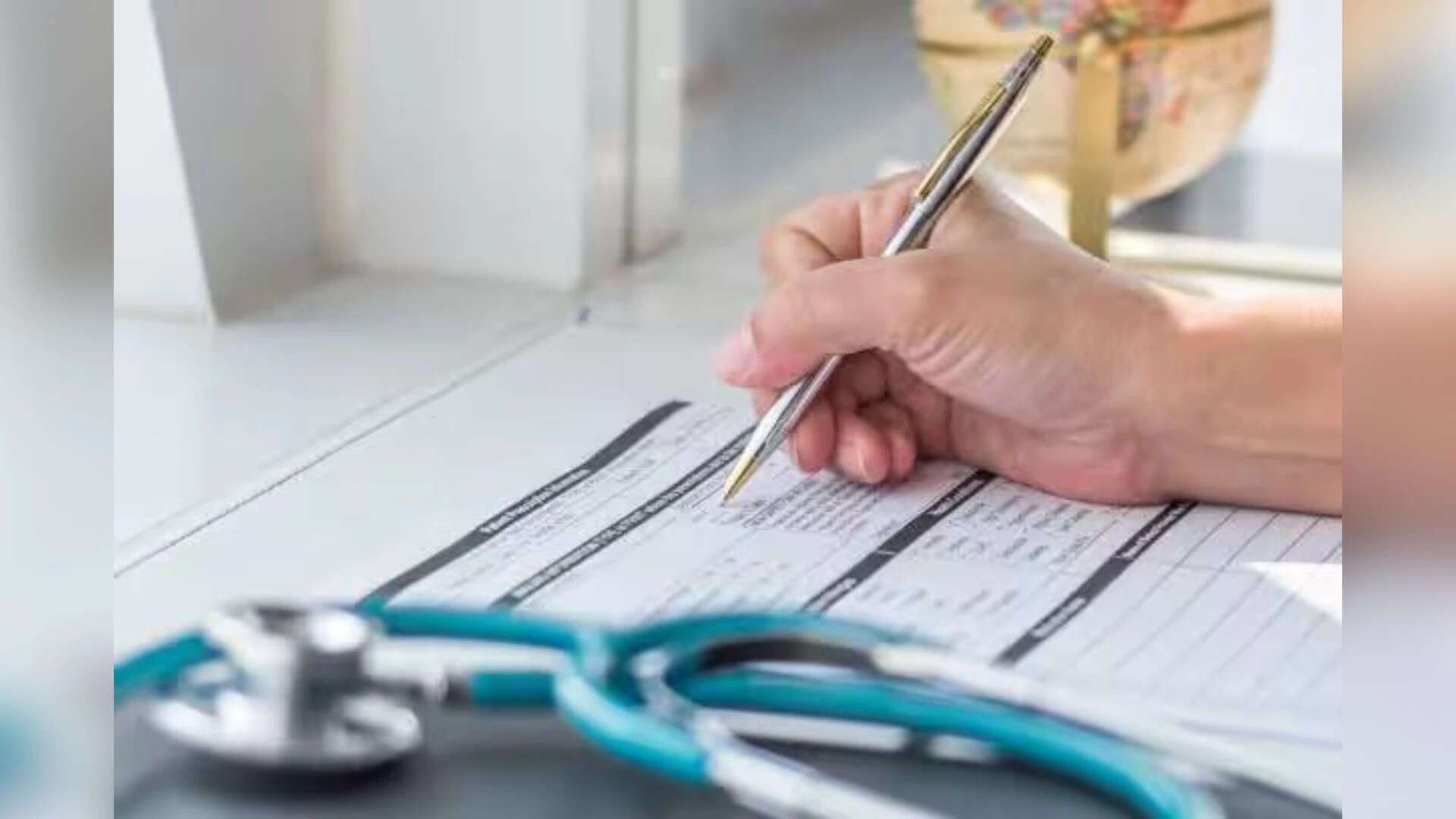 Healthcare Costs Overtake Job Security and EMIs as Top Financial Worry for Corporate Employees