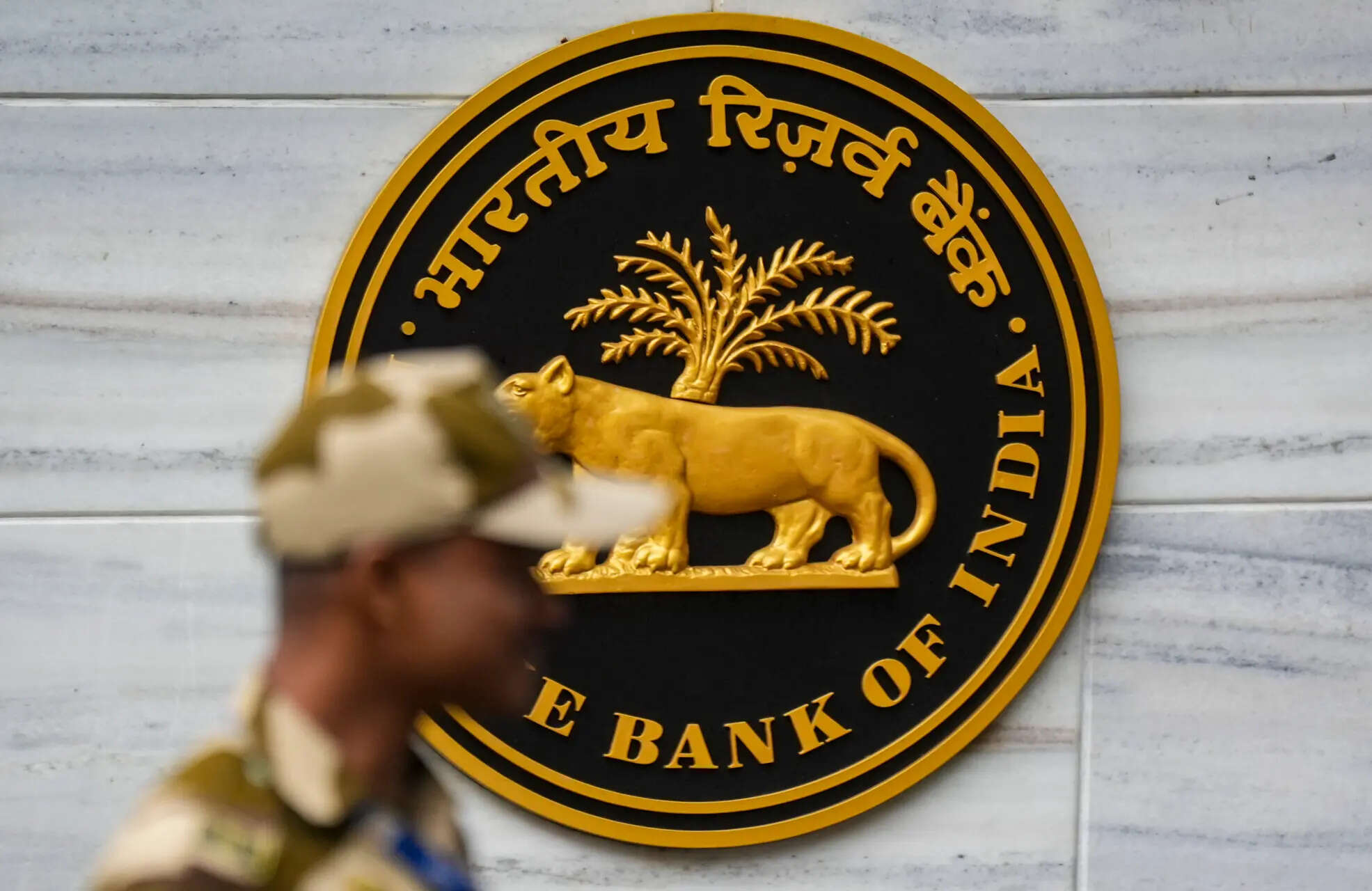 RBI Proposes NBFC Revolving Credit Ban After Two-Year Warning
