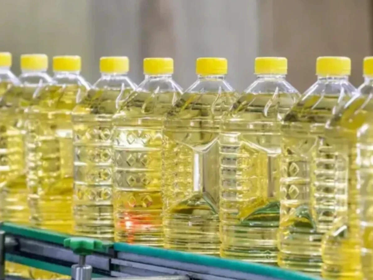 India imports palm oil from Malaysia and Indonesia, while the country buys soyabean oil from Argentina and Brazil. (Representational image)