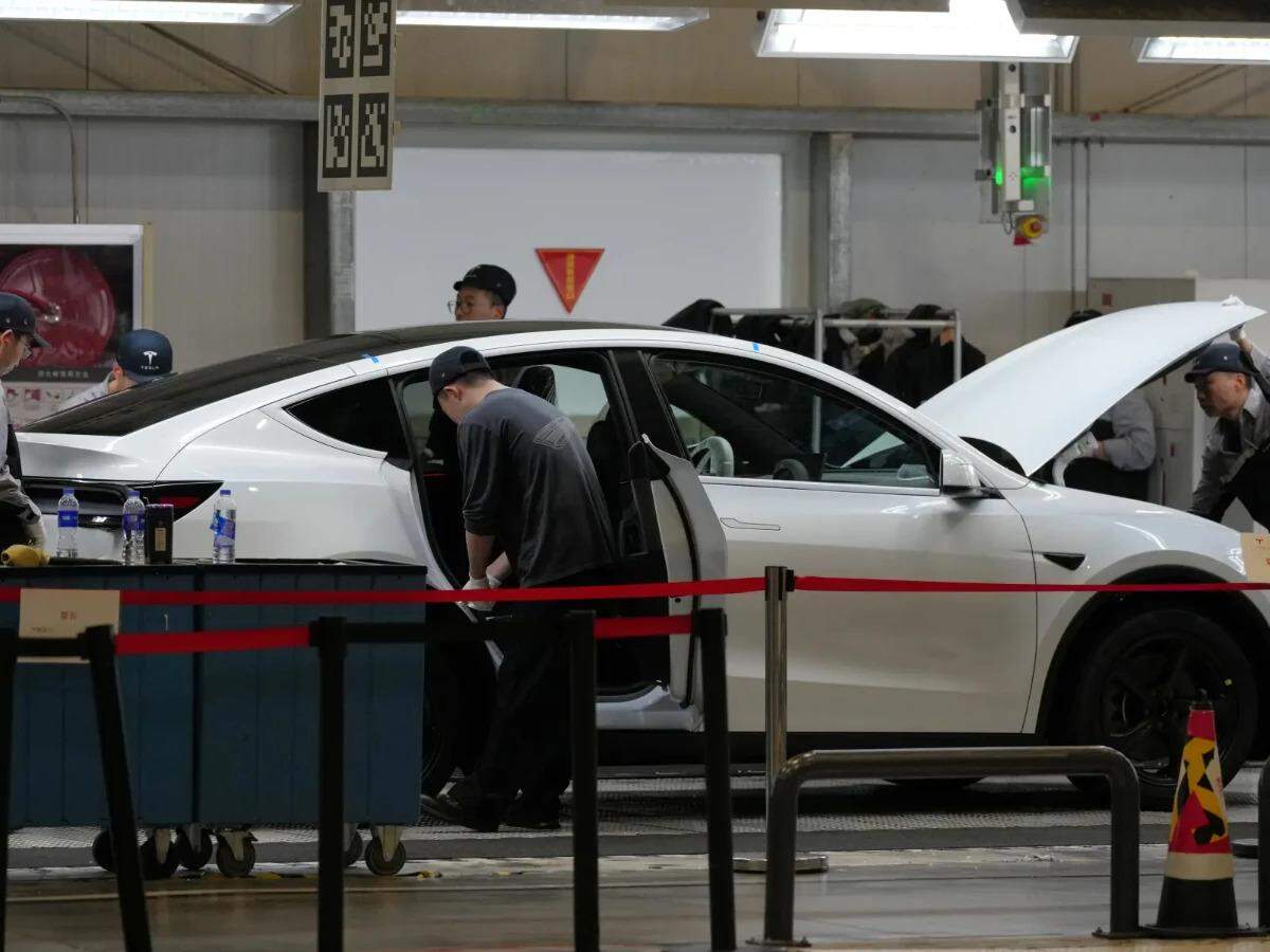 Record 4.3 Million Vehicle Recall in China: Tesla and 8 Automakers Address  Emergency Door Issues, ETAuto
